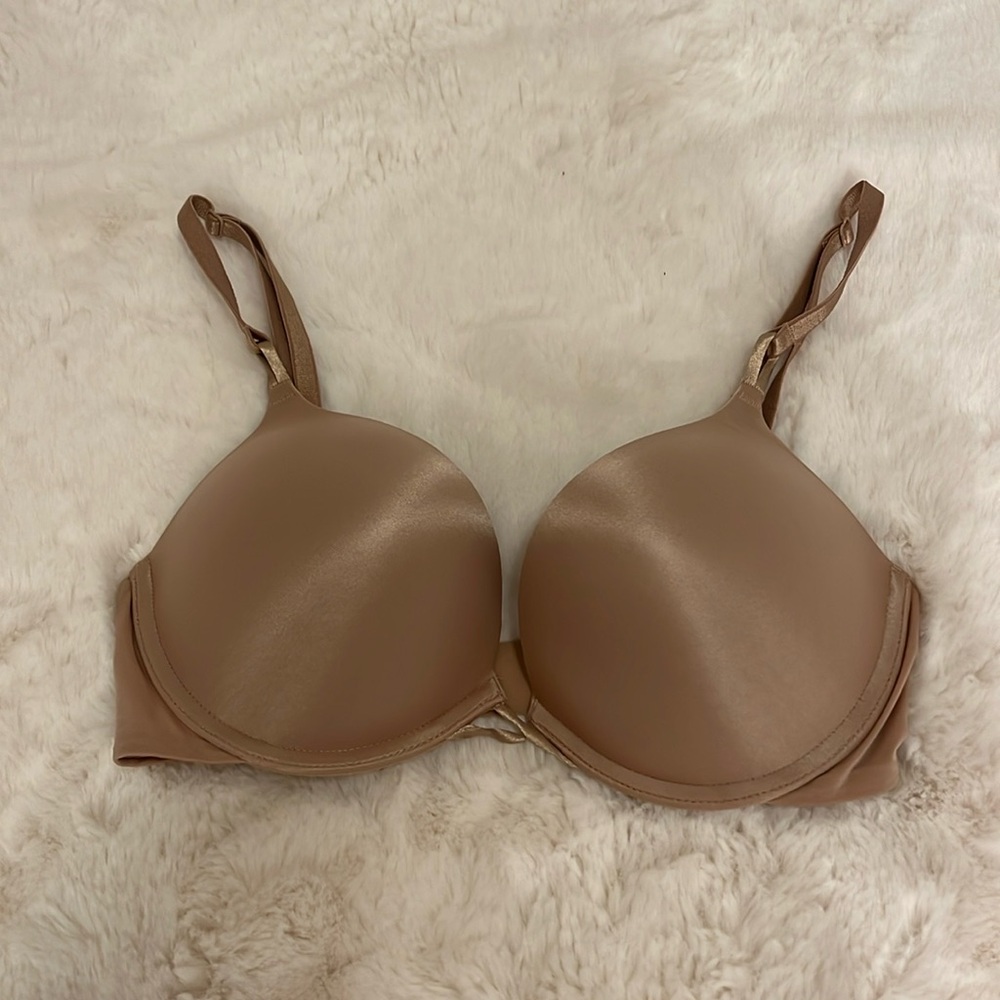VICTORIAS SECRET BOMBSHELL BRA 32D